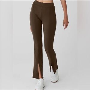 Alo Yoga Airbrush High-Waist 7/8 Flutter Legging Espresso XXS EUC